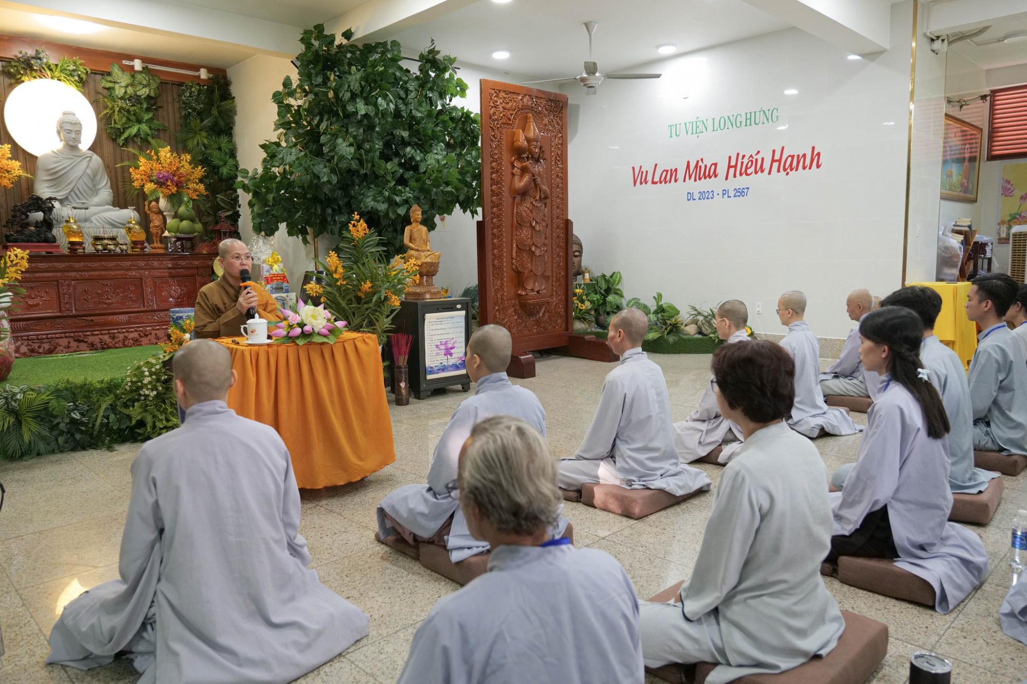  Khóa tu Thiền Vipassana lần 8 tại Tu viện Long Hưng