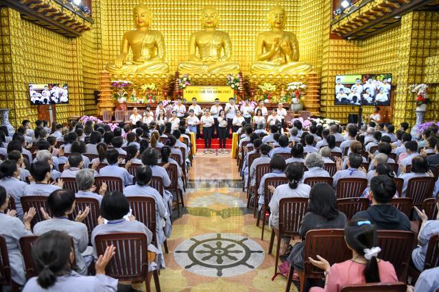 Khóa tu Tuổi trẻ hướng Phật: Vấn đề sức khỏe của tâm