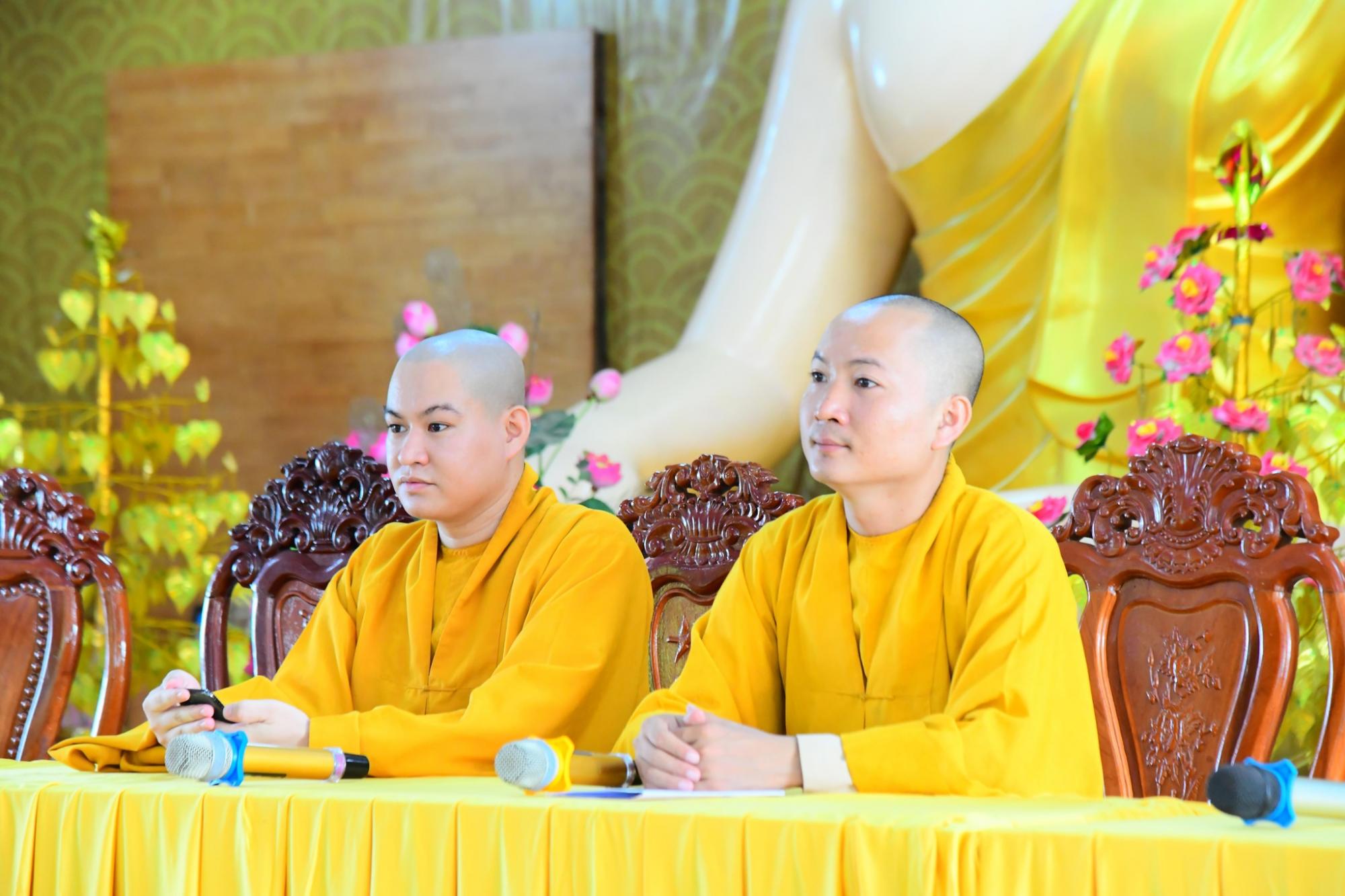 Chương trình "Ươm mầm trí tuệ" tại chùa Quan Âm Đông Hải (Sóc Trăng)